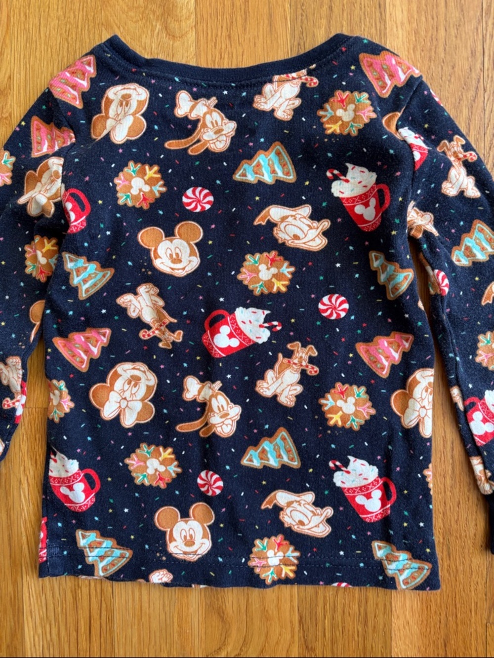 2T Old Navy Disney Pajama Set - Picture 3 of 6